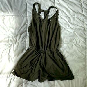 I am selling a romper from Derek and Hart with pockets